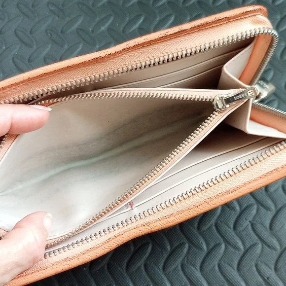 LOEWE Leather Zip Around Wallet - Picture 7 of 12